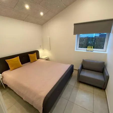 Vila Small Rica House In The Center In *